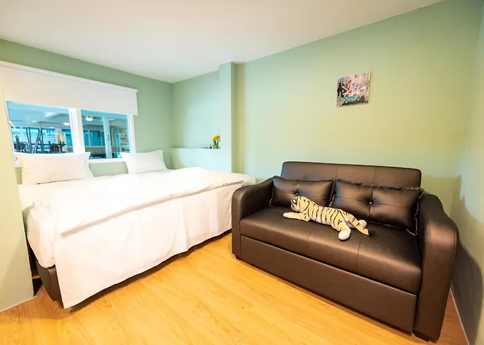 Gl Sport Club Serviced * Bangkok